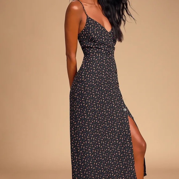 Black Floral Print Button-Front Midi Dress - Picture 3 of 4